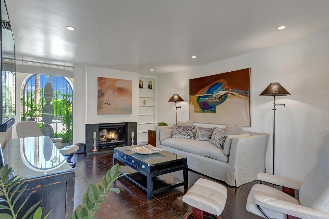 Holiday home Canyon Palms Estate- Ultra-Luxe, Pool, Spa, Firepit, Outdoor Kitchen & More Palm Springs United States