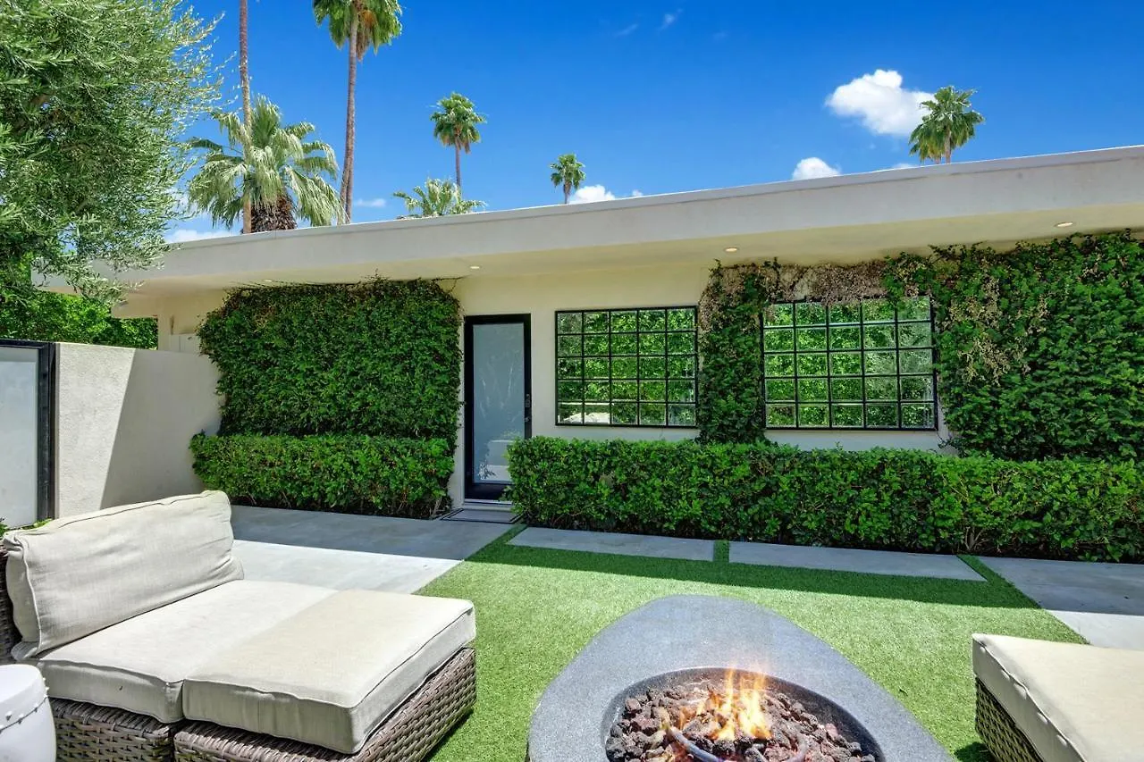 Canyon Palms Estate- Ultra-Luxe, Pool, Spa, Firepit, Outdoor Kitchen & More Palm Springs 0*,  Estados Unidos